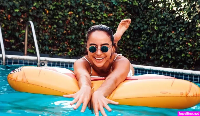 Corina Conti OnlyFans Thumbnail #gAQKvOAsrs