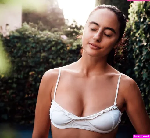 Corina Conti OnlyFans Thumbnail #uqQgKxYa2v