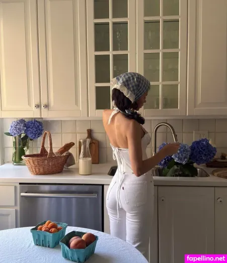 Corinjamielee 4 OnlyFans Thumbnail #2AgBP5be4d