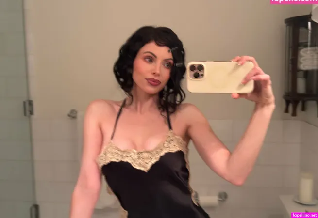 Corinjamielee 4 OnlyFans Thumbnail #GX0lqI7YUY