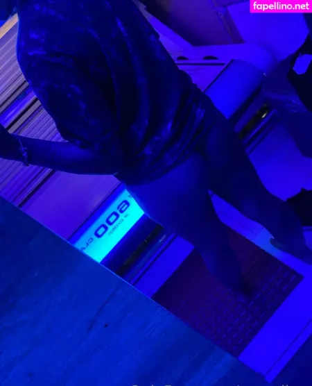 Corneliaw OnlyFans Thumbnail #YdbsR8JPsr