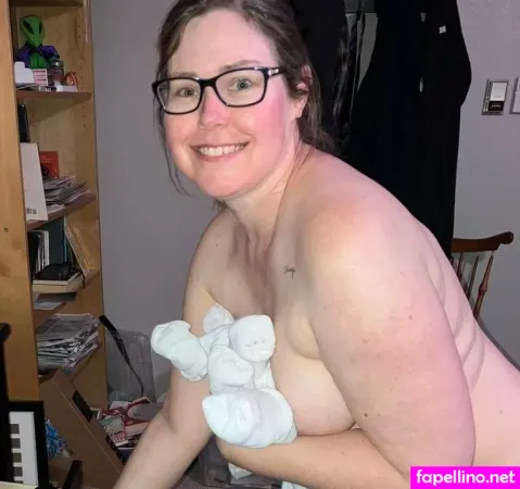 Corporate Cutie OnlyFans Thumbnail #8M16cIrpwa
