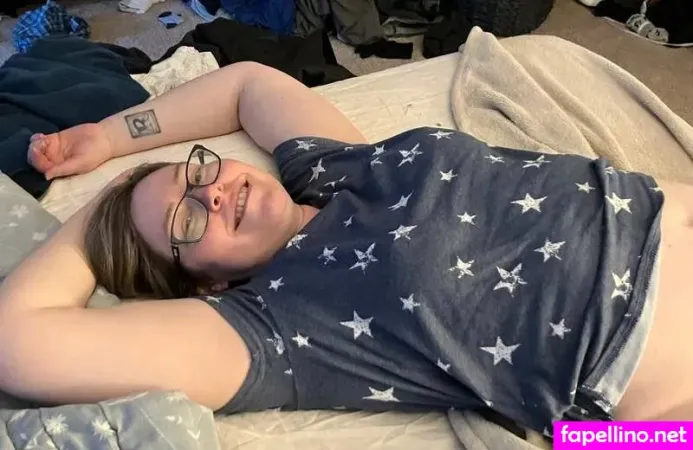 Corporate Cutie OnlyFans Thumbnail #QxKFda2vxU