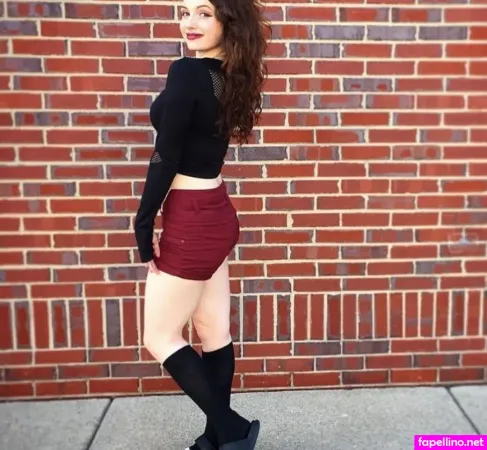 Corrine Moore OnlyFans Thumbnail #r9e0ntA7vq