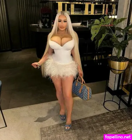 Corrinnadione OnlyFans Thumbnail #i7UvF7P9PB