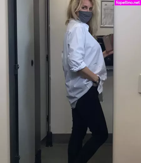 Corrinne Wicks OnlyFans Thumbnail #23XzWXDozA