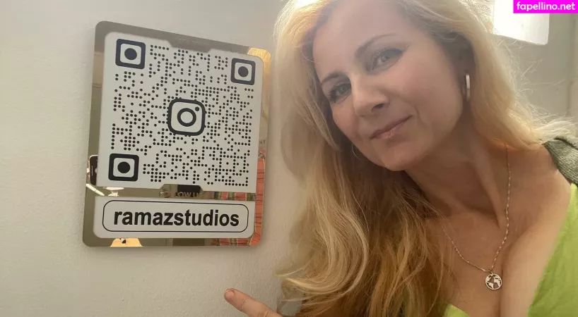 Corrinne Wicks OnlyFans Thumbnail #I6GALpBXUb