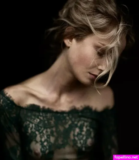 Cosima Beil OnlyFans Thumbnail #1I3hrIlfCM