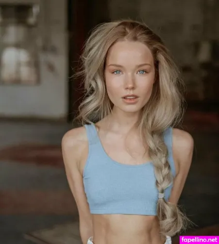 Cosima Beil OnlyFans Thumbnail #H3wzHip48N