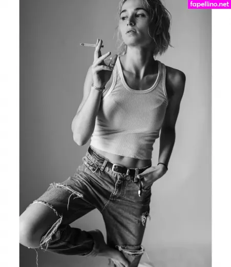 Cosima Henman OnlyFans Thumbnail #9zMGgsFpAA