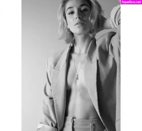 Cosima Henman OnlyFans Thumbnail #L9qHC72U76