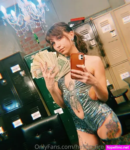 Cosmic Hottie OnlyFans Thumbnail #3GI52mrc64