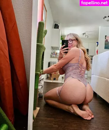 Cosmic Kitti OnlyFans Thumbnail #e5ZGZkudJX