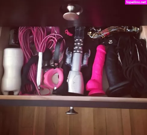 Cosmicspaceslut OnlyFans Thumbnail #AOa06gq1QQ