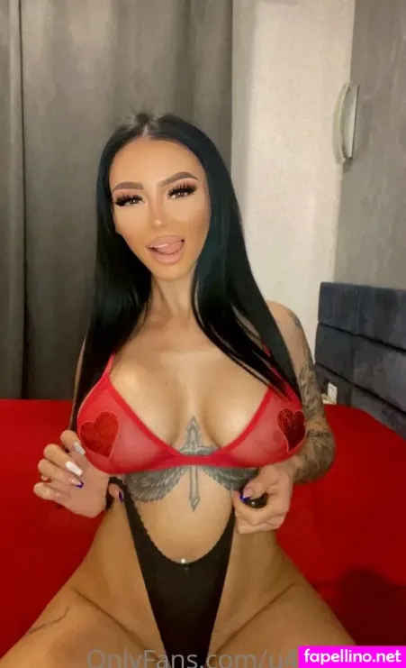 Cosminaa OnlyFans Thumbnail #qSuJDw8obA