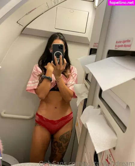 Costarican Trouble OnlyFans Thumbnail #5Qot71oUib