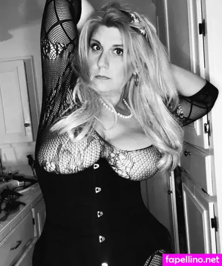 Costume Bitch1 OnlyFans Thumbnail #OAZn1fHoVl