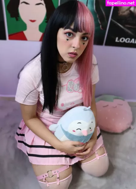 Cosvickye 4 OnlyFans Thumbnail #UgQ9wyuZOG