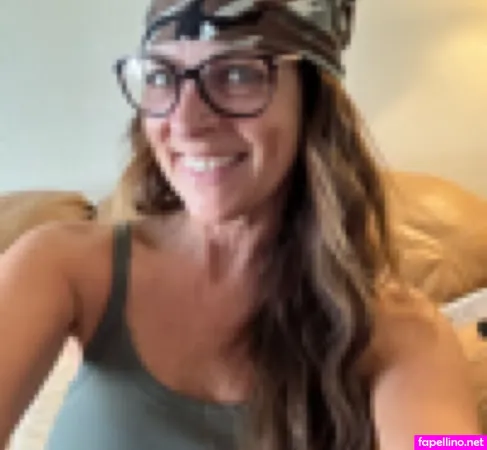 Cougargreenz OnlyFans Thumbnail #vzoPN1IRBq