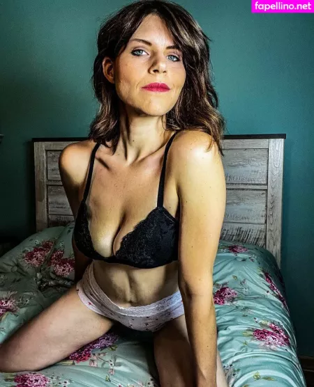 Country Christina OnlyFans Thumbnail #KoUQsnQ42H