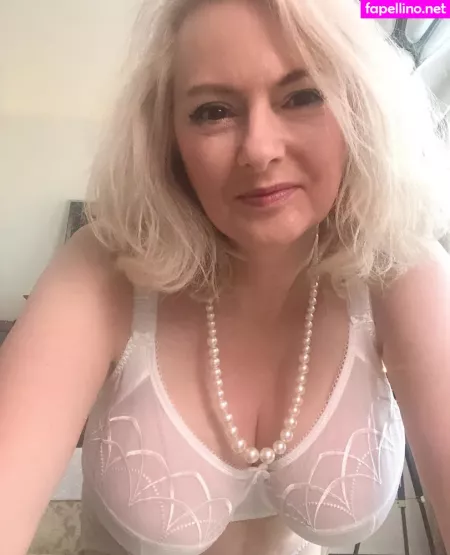 Courtesananna OnlyFans Thumbnail #Zc1tAuT19f