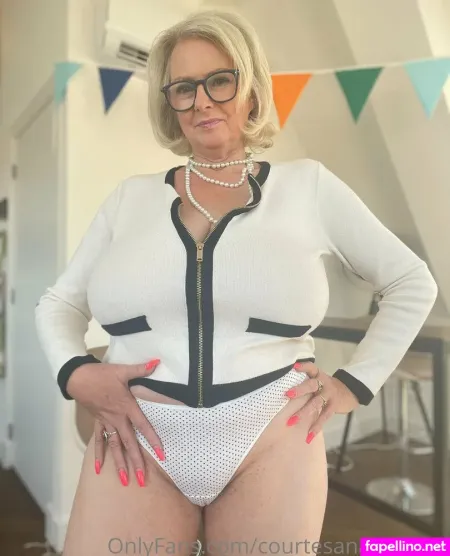 Courtesanannafree OnlyFans Thumbnail #9iEc10rJBy