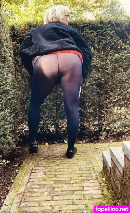 Courtesanannafree OnlyFans Thumbnail #SWS7Kl5rhE