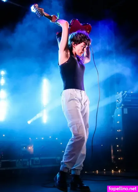 Courtney Barnett OnlyFans Thumbnail #17ufCBoD6c