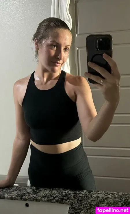 Courtney Cassanova OnlyFans Thumbnail #u1GgH453mR