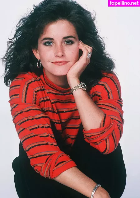 Courtney Cox OnlyFans Thumbnail #JHVaBJZ8y7