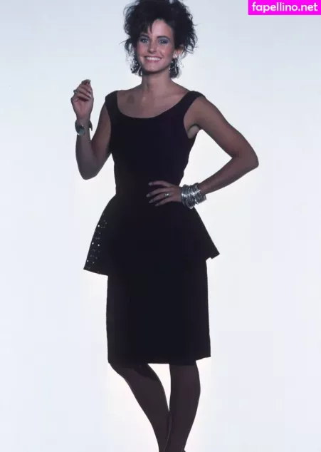 Courtney Cox OnlyFans Thumbnail #SJlLweU3gQ