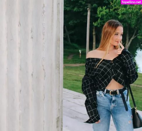 Courtney Craib OnlyFans Thumbnail #res38xpZyK