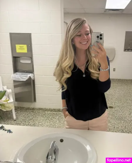 Courtney Knill 2 OnlyFans Thumbnail #b288X3ocMx