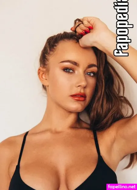 Courtney Knoxx Main Profile Photo