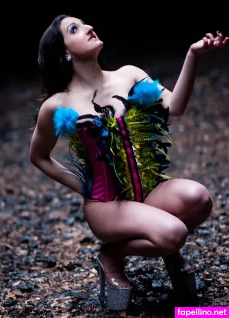 Courtney Lapresi photo