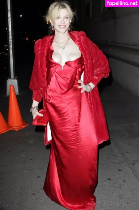 Courtney Love OnlyFans Thumbnail #MI9cJ0VklA