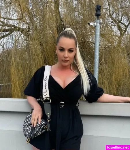 Courtney Steadman OnlyFans Thumbnail #EHQXER1qTu