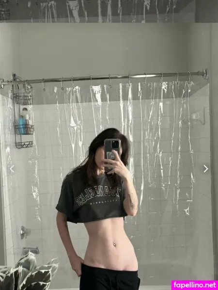 Courtney OnlyFans Thumbnail #2YIzflCSrL