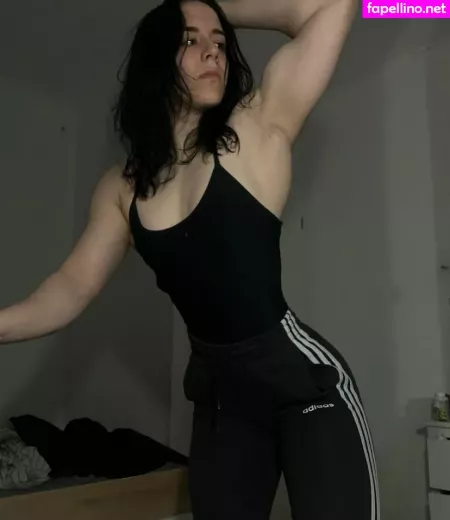 Courtney01 OnlyFans Thumbnail #QfQo9mhDNT