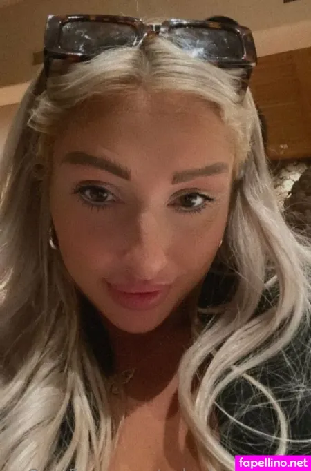 Courtneyhuntt OnlyFans Thumbnail #6XvfVRP1kz