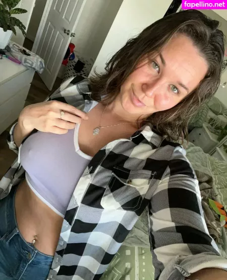 Courtneylynnfree OnlyFans Thumbnail #ISgE5JHxSn