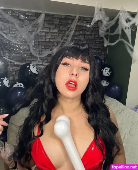 Courtneymadison OnlyFans Thumbnail #NhLaBAx4fN