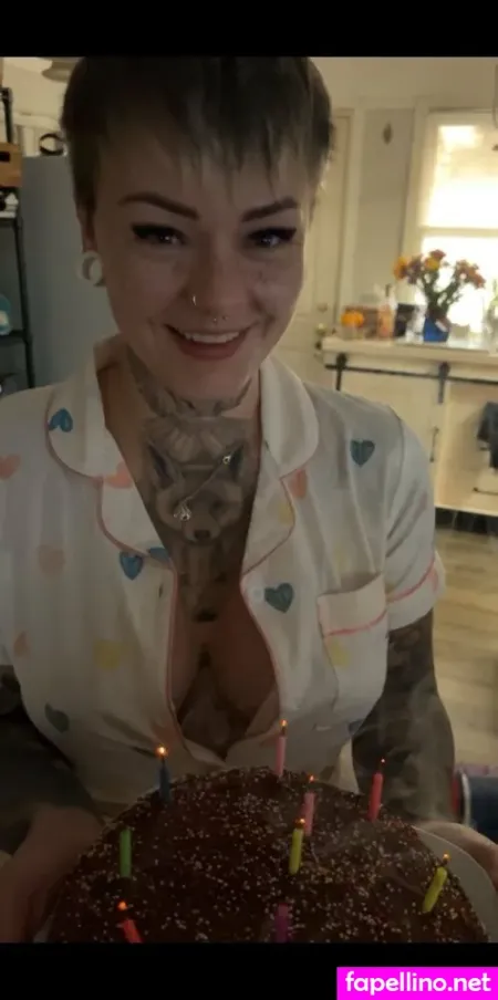 Courtneymaemodel OnlyFans Thumbnail #SxsqxnX9wF