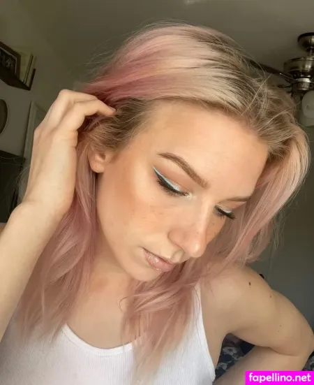 Courtneymiller OnlyFans Thumbnail #YpbFQ61fVO