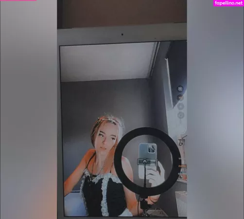 Courtneyriverss OnlyFans Thumbnail #CJOUZu961f