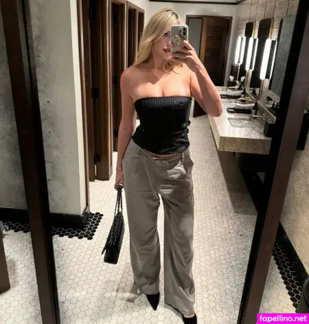 Courtside Les OnlyFans Thumbnail #1rZZ8lnIf4