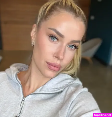 Courtside Les Main Profile Photo