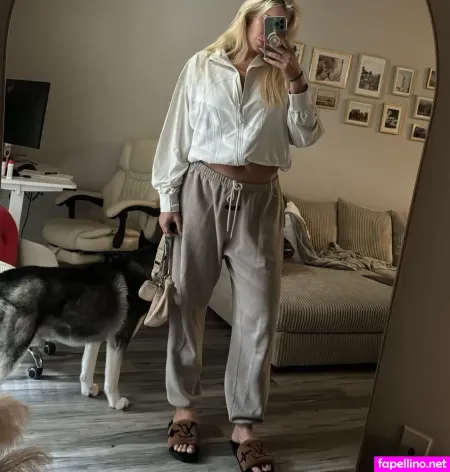 Courtside Les OnlyFans Thumbnail #VE8TzNL7dt