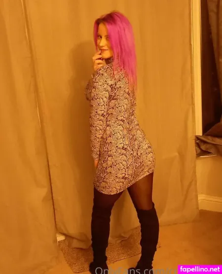 Courtsxldn OnlyFans Thumbnail #agAtbVVG4l