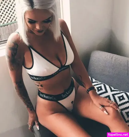 Courttneyrose OnlyFans Thumbnail #JUKDPftqbv